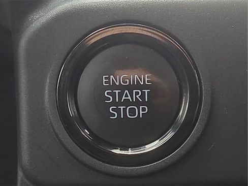 Certified 2025 Toyota Tacoma SR image 23