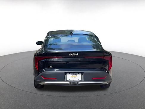 Used 2025 Kia K4 LXS FWD image 12