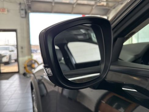 Used 2024 MAZDA CX-90 3.3 Turbo w/ Select Package image 14