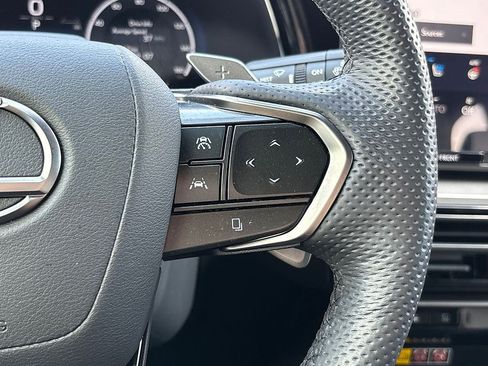 Used 2026 Lexus TX 500h AWD w/ Technology Package image 20