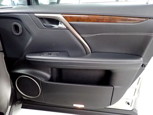 Used 2019 Lexus RX 450h AWD image 7