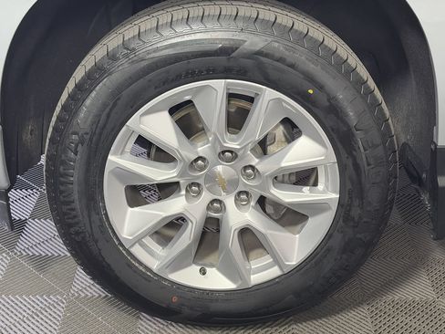 Used 2024 Chevrolet Silverado 1500 Custom RWD image 10