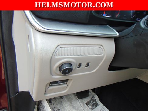 Certified 2025 Jeep Wagoneer 4WD image 25