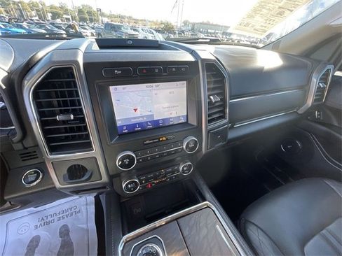 Used 2020 Ford Expedition Platinum image 23