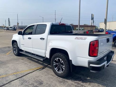 Used 2022 Chevrolet Colorado Z71 AWD/4WD image 8
