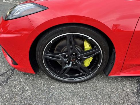 Used 2022 Chevrolet Corvette Stingray Preferred Conv w/ Z51 Performance Package RWD image 8