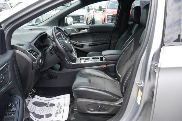 Used 2023 Ford Edge ST AWD/4WD image 2