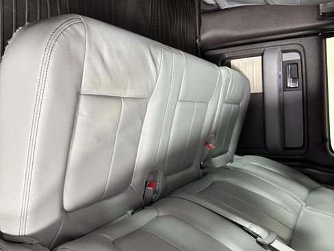 Used 2014 Ford F150 XLT w/ Equipment Group 302A Luxury AWD/4WD image 16
