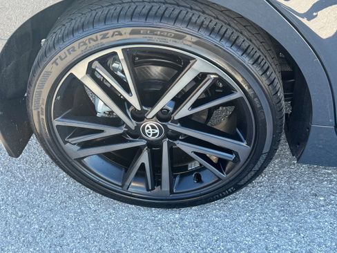 Used 2025 Toyota Camry XSE image 5