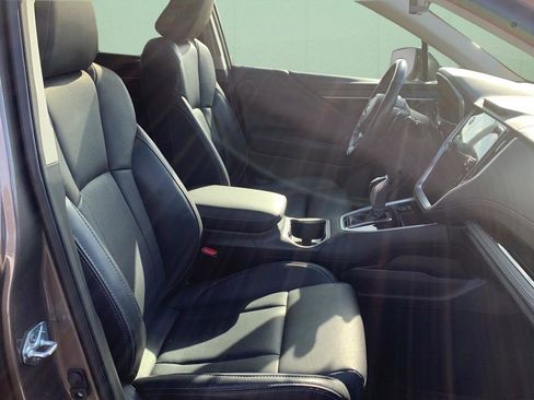 Used 2024 Subaru Outback Limited image 41