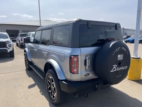 Used 2022 Ford Bronco Outer Banks image 7