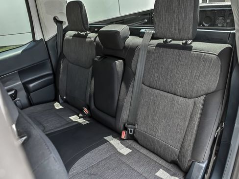 Certified 2024 Ford Maverick XLT w/ XLT Luxury Package FWD image 18