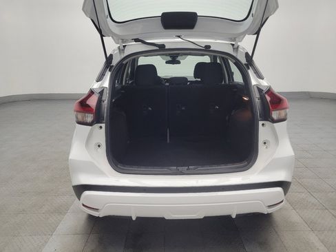 Used 2022 Nissan Kicks S image 29