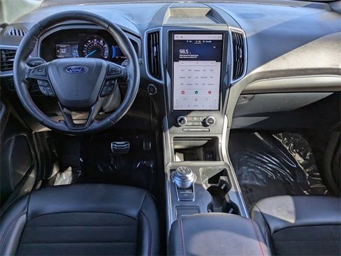 Certified 2022 Ford Edge ST-Line image 14