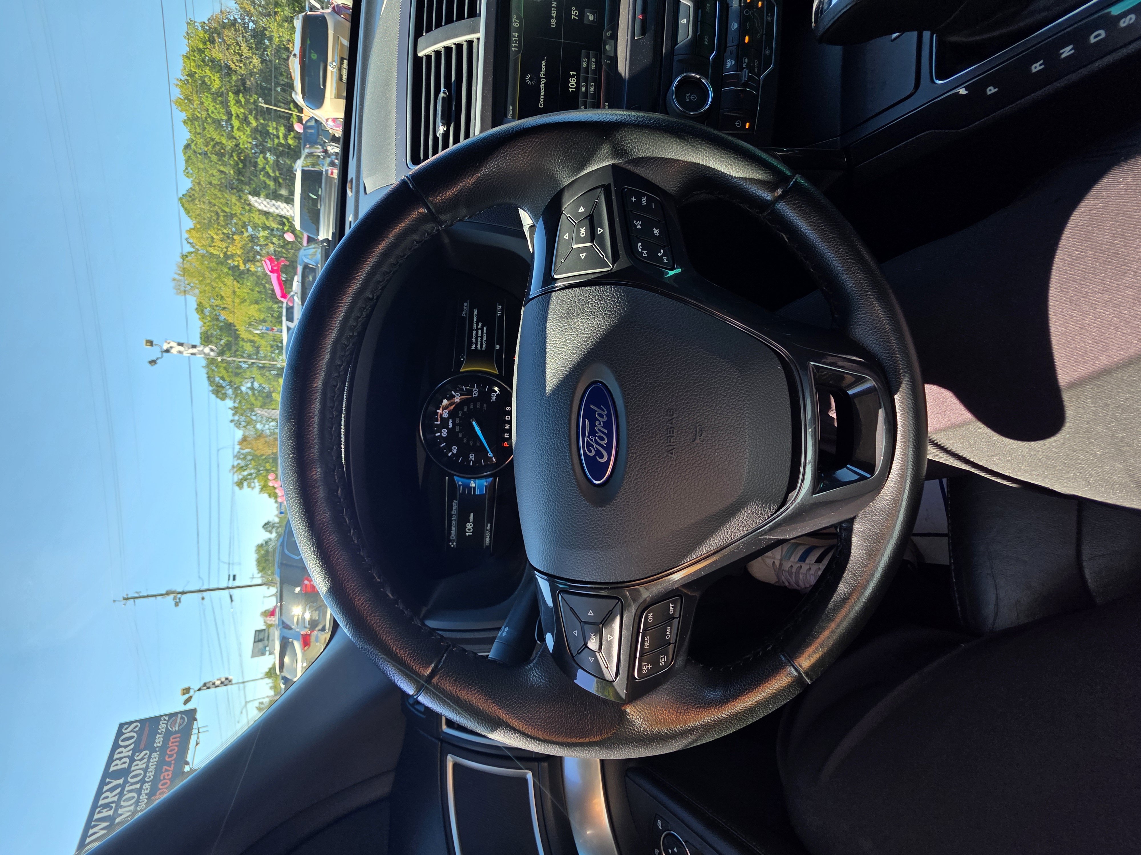 Used 2016 Ford Explorer XLT w/ Equipment Group 202A AWD/4WD image 11