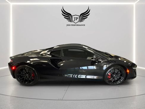 Used 2023 McLaren Artura RWD image 8