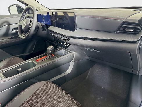 New 2026 Nissan Kicks SR w/ Interior Electronics Package AWD/4WD image 27