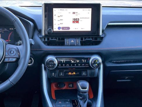 Used 2023 Toyota RAV4 Adventure image 9