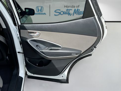 Used 2018 Hyundai Santa Fe Sport image 29