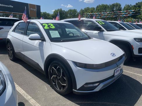 Used 2023 Hyundai Ioniq 5 SE AWD/4WD image 26