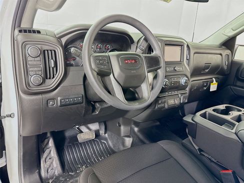 New 2026 GMC Sierra 2500 Pro w/ Convenience Package image 2