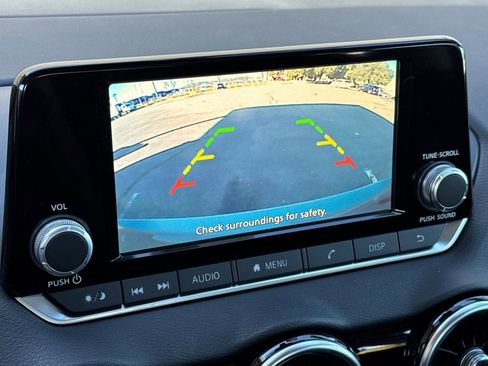 Used 2025 Nissan Sentra S image 14