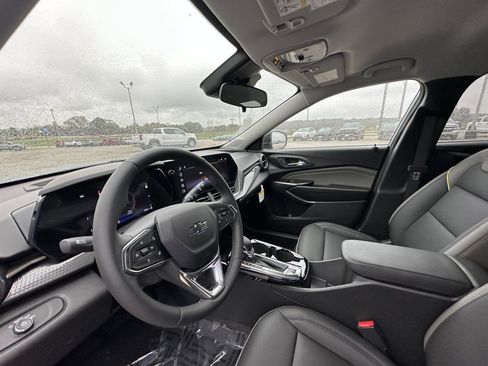 New 2025 Chevrolet Trax ACTIV w/ Driver Confidence Package image 12