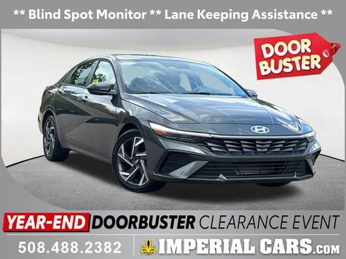 Used 2025 Hyundai Elantra Sport image 1