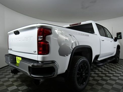 New 2026 Chevrolet Silverado 2500 LT image 11