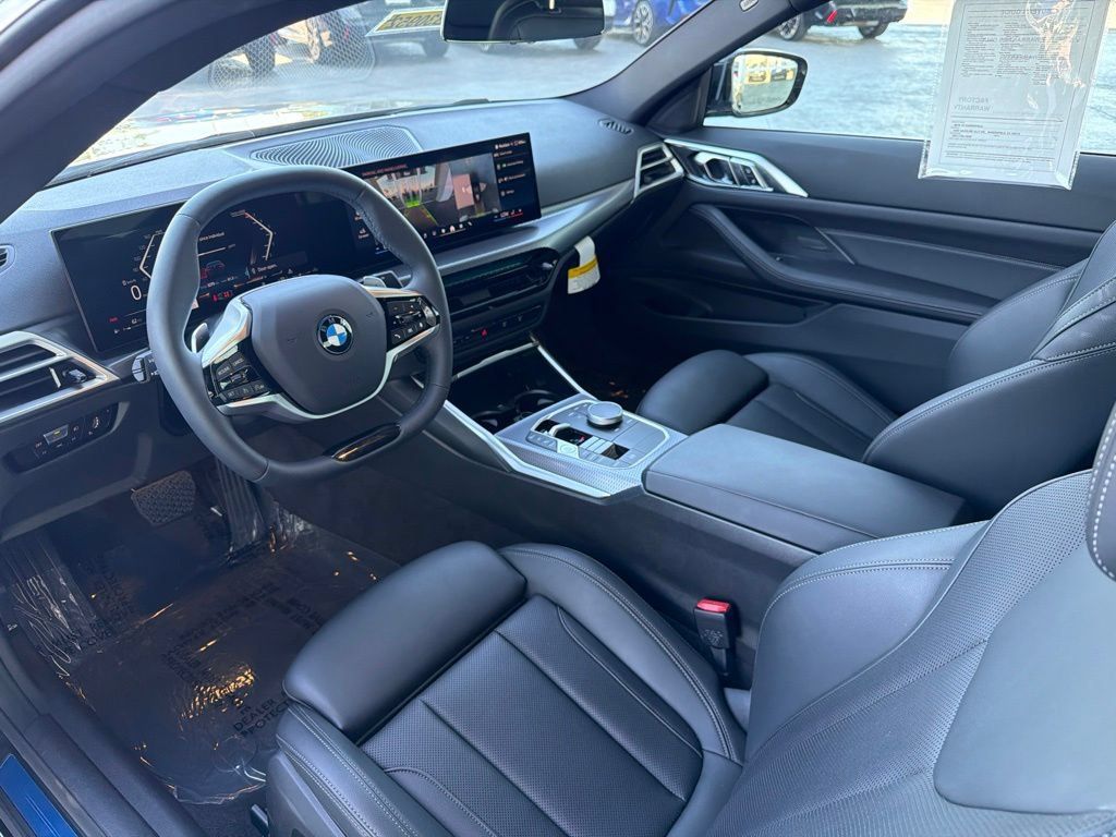 Used 2026 BMW 430i Coupe w/ Parking Assistance Package RWD image 9