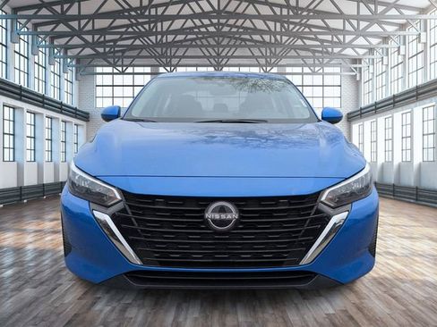 Used 2024 Nissan Sentra SV FWD image 9