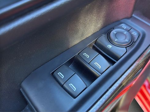 Used 2021 Chevrolet Silverado 1500 RST image 11