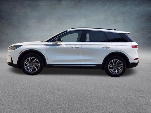 New 2026 Lincoln Corsair Premiere w/ Towing Package AWD/4WD image 4
