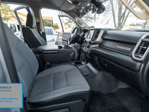 Used 2019 RAM 1500 Big Horn image 10