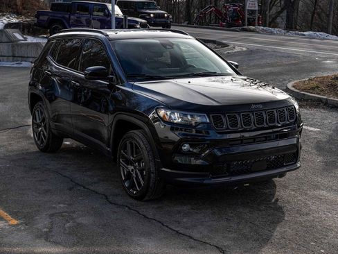 New 2026 Jeep Compass Limited AWD/4WD image 3
