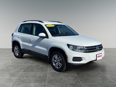 Used 2015 Volkswagen Tiguan S AWD/4WD image 7