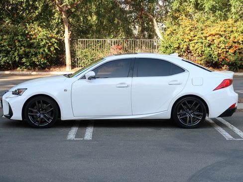 Used 2018 Lexus IS 300 F Sport RWD image 8