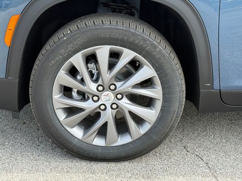 New 2026 Buick Enclave Preferred w/ Power Package image 7