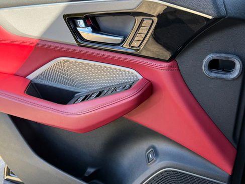 Used 2023 Acura MDX A-Spec image 32