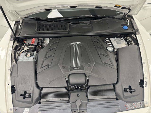 Used 2020 Bentley Bentayga AWD/4WD image 22