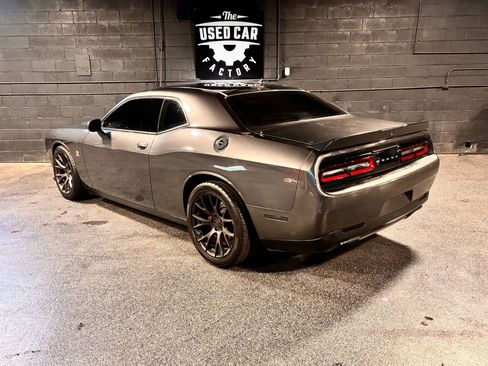 Used 2018 Dodge Challenger R/T Scat Pack w/ Dynamics Package RWD image 3