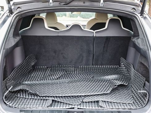 Used 2023 Tesla Model X image 26