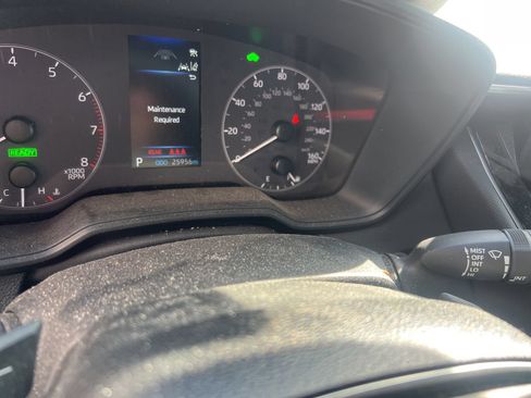 Used 2023 Toyota Corolla Cross AWD Hybrid image 7