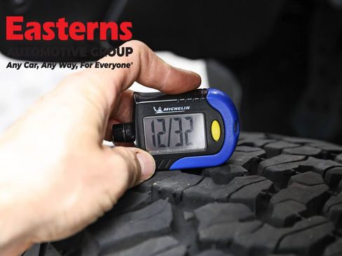 Used 2025 Jeep Wrangler Unlimited Rubicon 4xe w/ Convenience Group image 26