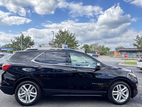 Used 2018 Chevrolet Equinox Premier FWD image 5