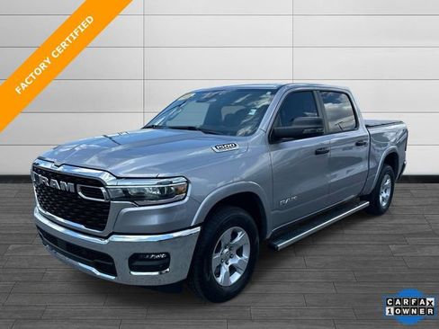 Used 2025 RAM 1500 Big Horn AWD/4WD image 8