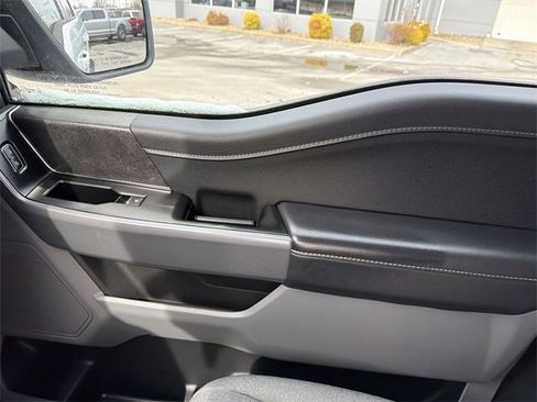 Used 2025 Ford F150 XLT w/ Equipment Group 301A Standard image 23