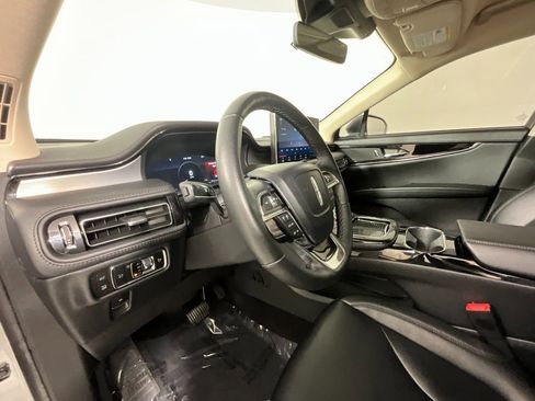 Certified 2023 Lincoln Nautilus FWD image 15