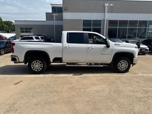 Used 2023 Chevrolet Silverado 2500 LT w/ Convenience Package AWD/4WD image 8