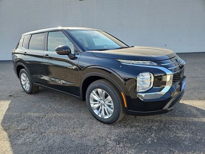 New 2026 Mitsubishi Outlander ES